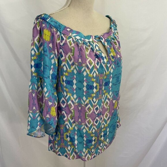 Alice & Trixie | Off the-Shoulder Silk top - Picture 4 of 9